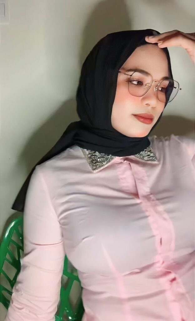 Viral Ibu Guru Genjot MILF Daisy Bae Jilboobs yang Lagi Viral Konten Alter Ego Top Trend 2025